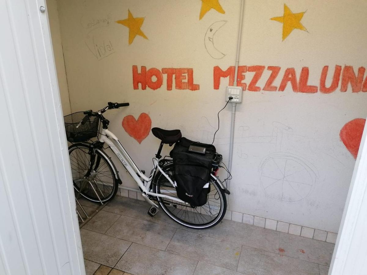 Hotel Mezzaluna Trévise Extérieur photo