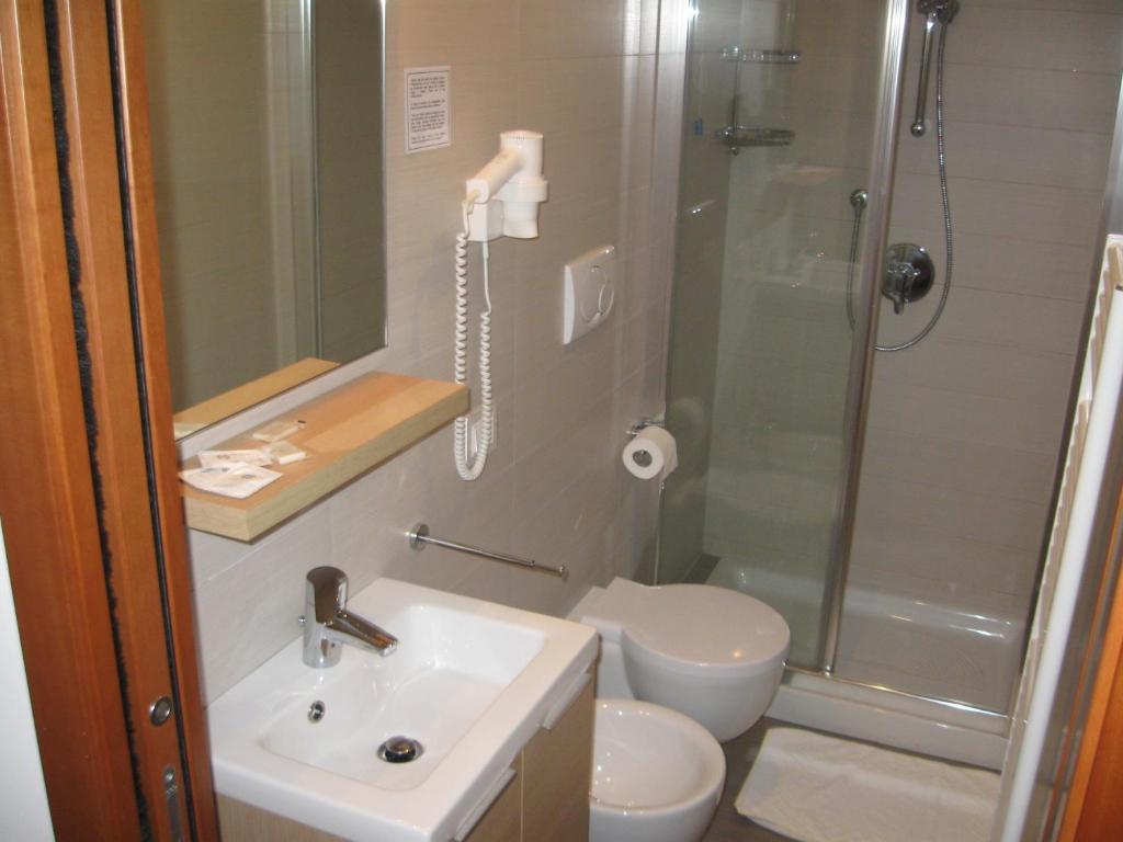 Hotel Mezzaluna Trévise Extérieur photo