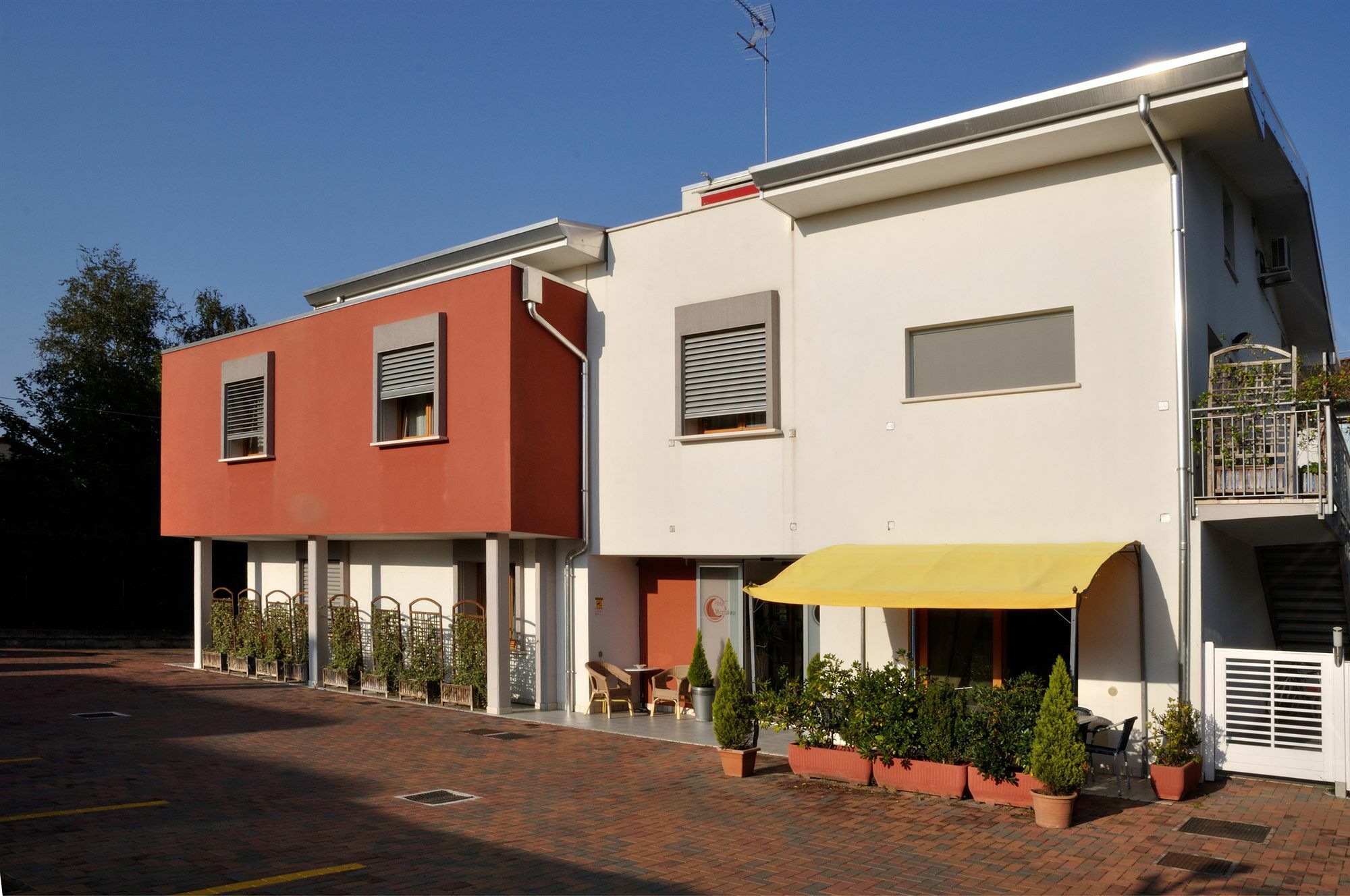 Hotel Mezzaluna Trévise Extérieur photo